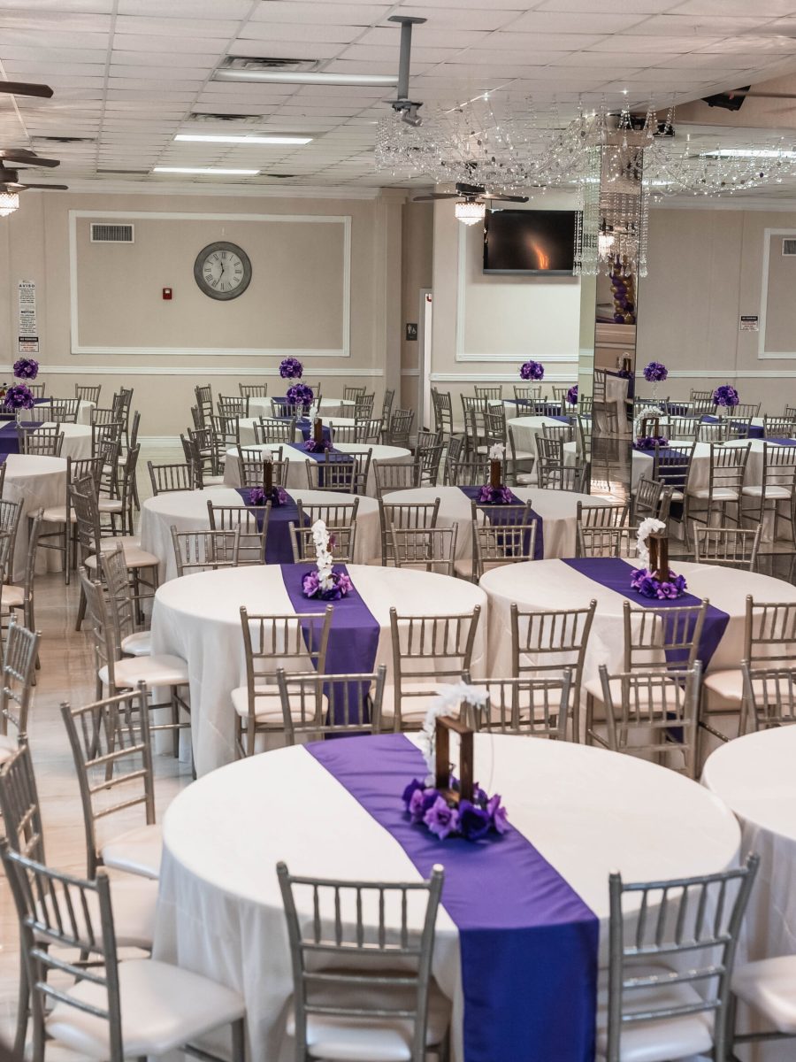 Titanic ballroom decorated in Purple and Ivory